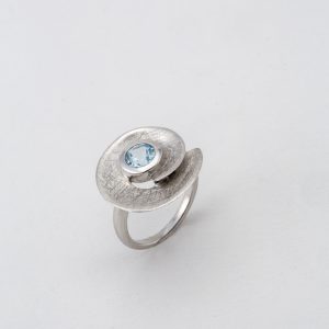 Bague "Spirale de Topaze"