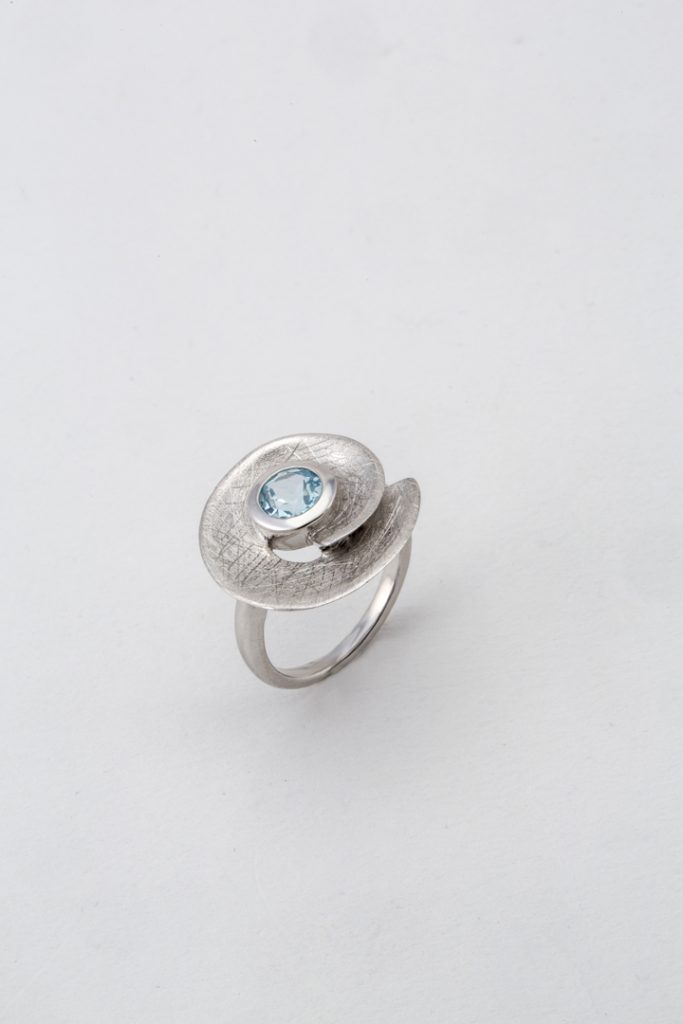 Bague "Spirale de Topaze"