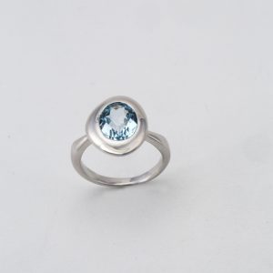 Bague "Galet de Topaze"