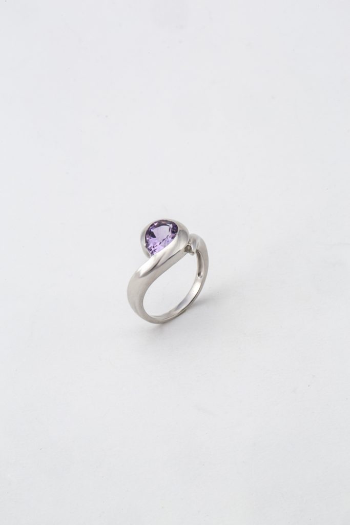 Bague "Virgule d'Améthyste"