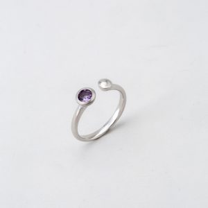 Petite bague ouverte "Améthyste"