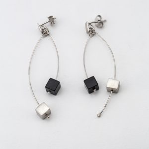 Boucles d'oreilles "Mobile" avec Onyx
