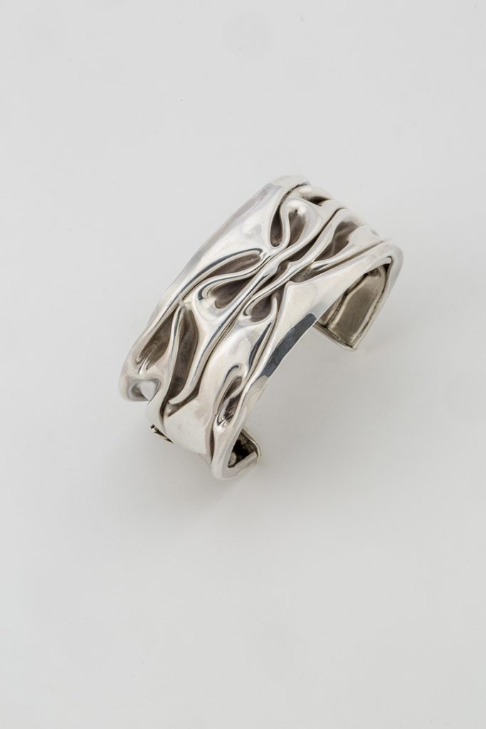 Bracelet drapé large