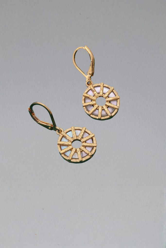 Boucles d'Oreilles Nacre Rayonnante
