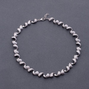 Collier "Scoubidous"