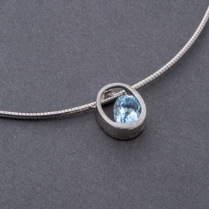 Pendentif "Planète bleue"