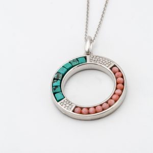 Pendentif "Turquoises vertes et Corail"