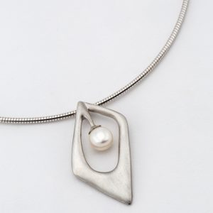 Pendentif "Modern perle"